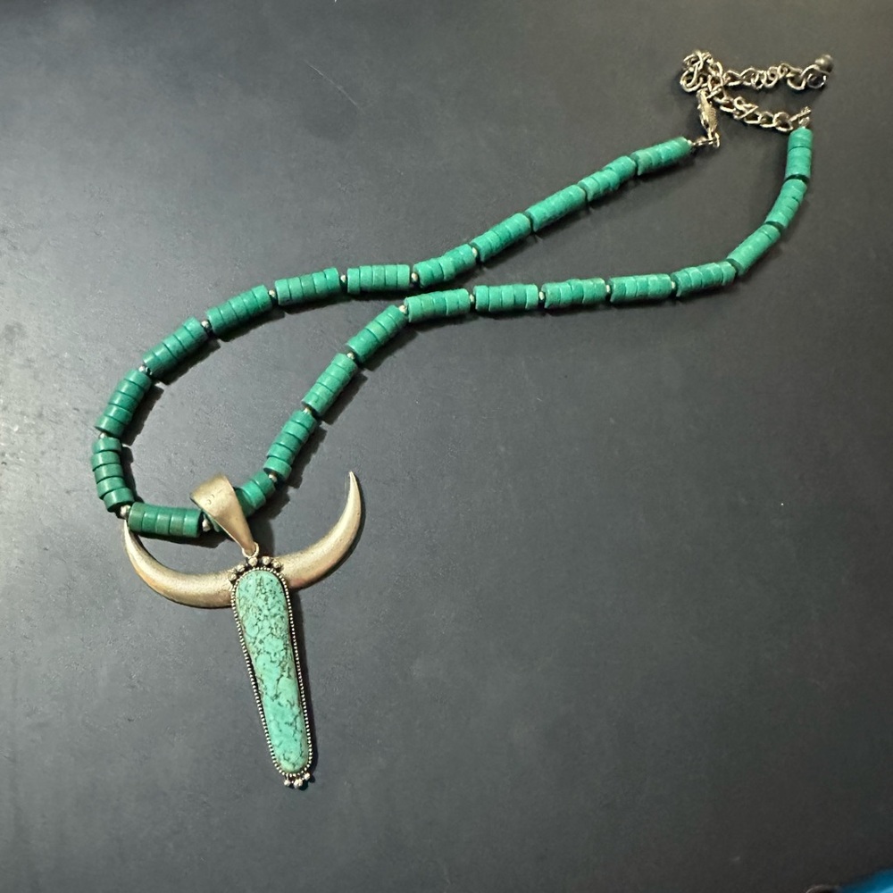 Turquoise Beaded Navajo Necklace and a Turquoise Stone long Horn Pendant.